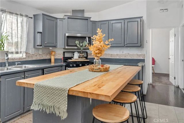 45465 25th Street East SPC108, Lancaster, CA 93535