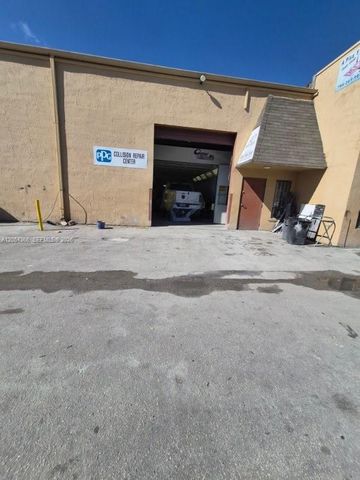 12459 SW 130th Street, Miami, FL 33186