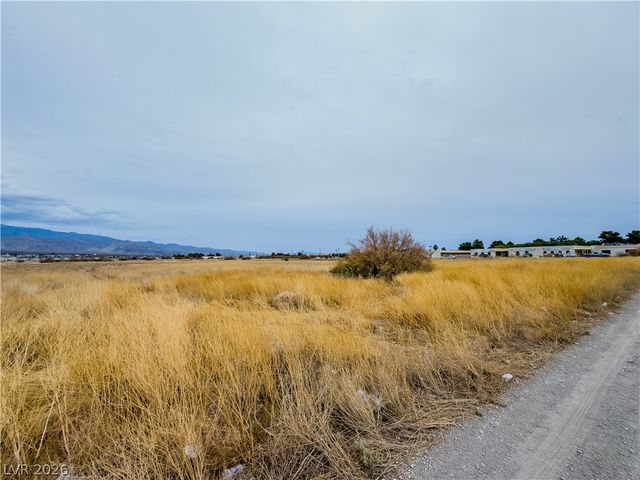 1701 South Pahrump Valley Boulevard 90, Pahrump, NV 89048