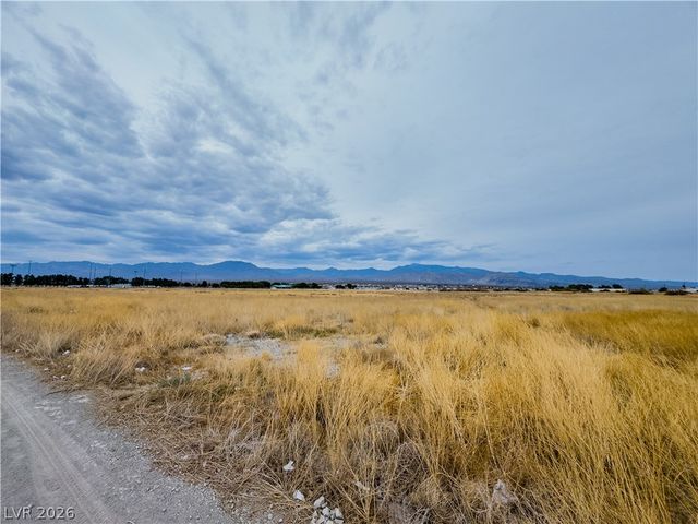 1701 South Pahrump Valley Boulevard 90, Pahrump, NV 89048
