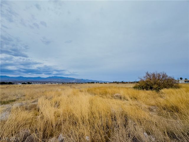 1701 South Pahrump Valley Boulevard 90, Pahrump, NV 89048