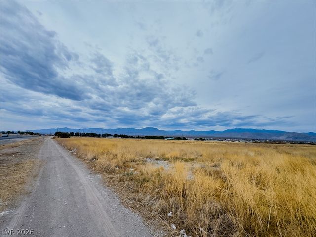 1701 South Pahrump Valley Boulevard 90, Pahrump, NV 89048