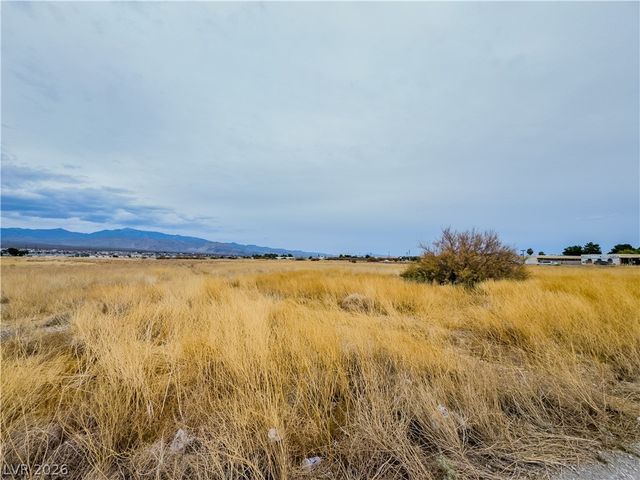 1701 South Pahrump Valley Boulevard 90, Pahrump, NV 89048