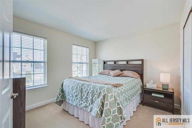 6 Aster Way, South Brunswick, NJ 08810