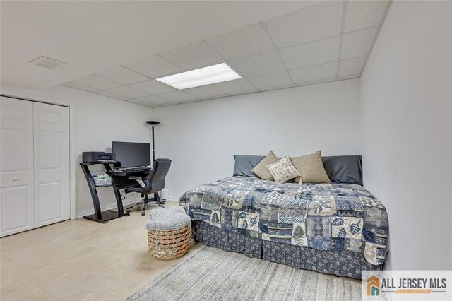 6 Aster Way, South Brunswick, NJ 08810