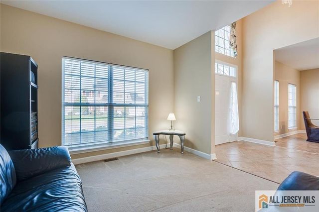 6 Aster Way, South Brunswick, NJ 08810