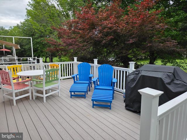 2441 KEMPER RD, Crofton, MD 21114