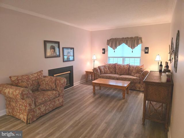 2441 KEMPER RD, Crofton, MD 21114