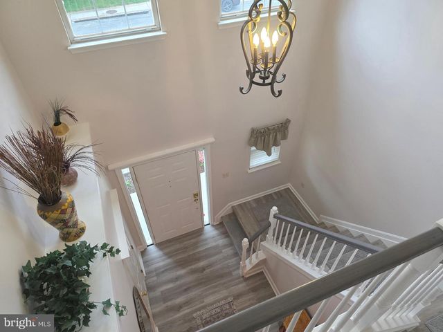 2441 KEMPER RD, Crofton, MD 21114