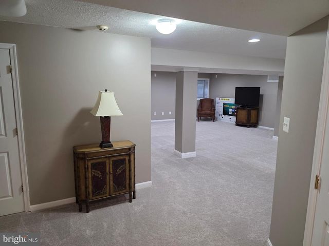 2441 KEMPER RD, Crofton, MD 21114