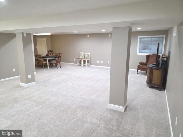 2441 KEMPER RD, Crofton, MD 21114