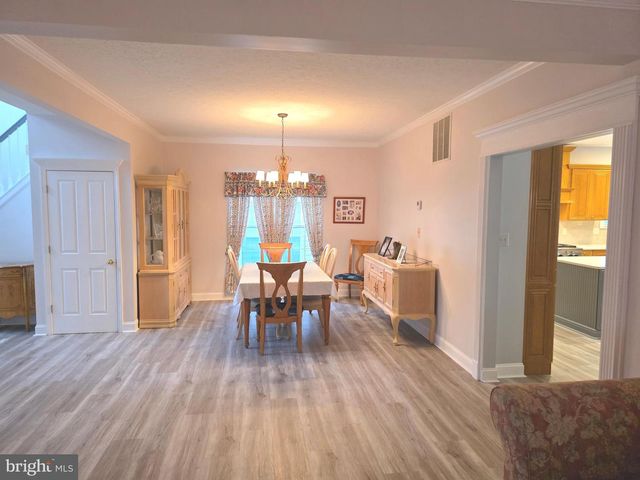 2441 KEMPER RD, Crofton, MD 21114