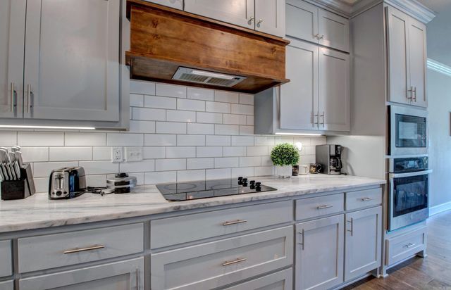 9024 Greenstone Drive, Alexander, AR 72002