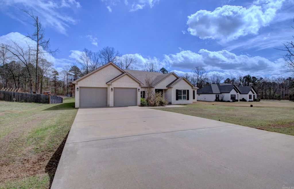 9024 Greenstone Drive, Alexander, AR 72002