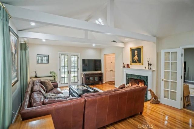 10419 Bloomfield Street, Toluca Lake, CA 91602