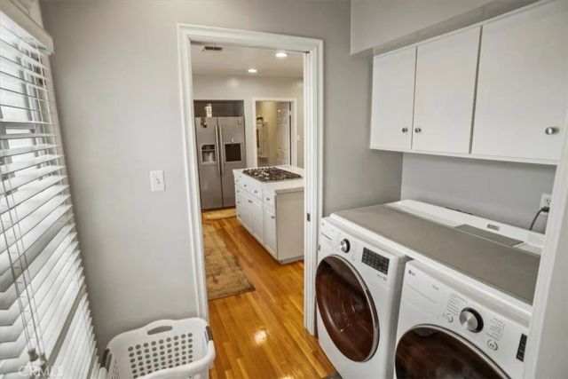 10419 Bloomfield Street, Toluca Lake, CA 91602