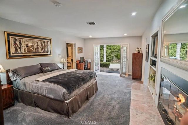 10419 Bloomfield Street, Toluca Lake, CA 91602