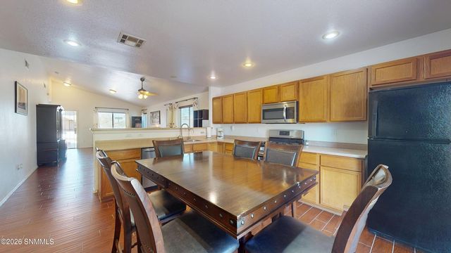 1101 Kilbourne Hole Drive, Las Cruces, NM 88012