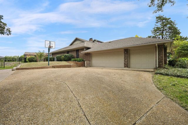 126 Shepherds Glen Road, Heath, TX 75032