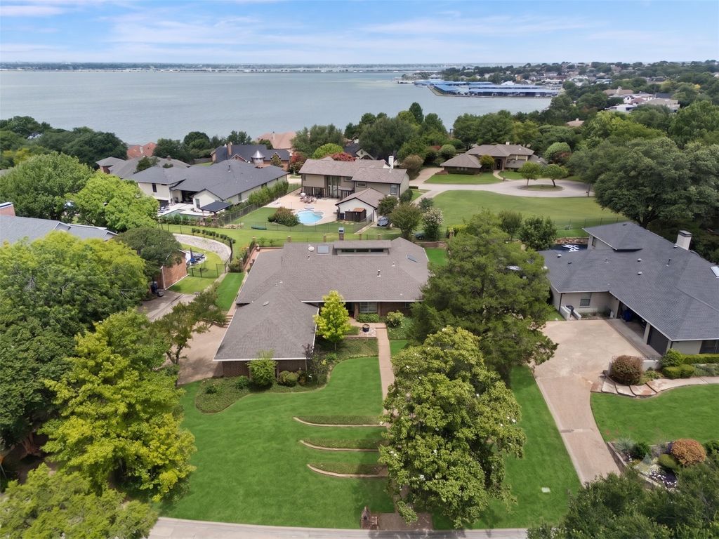 126 Shepherds Glen Road, Heath, TX 75032
