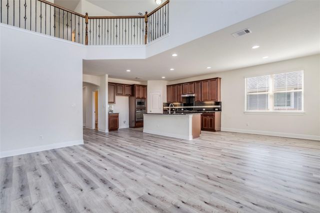 5728 Siragusa DR, Austin, TX 78738