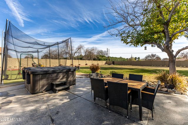 8201 W COUNTRY GABLES Drive, Peoria, AZ 85381