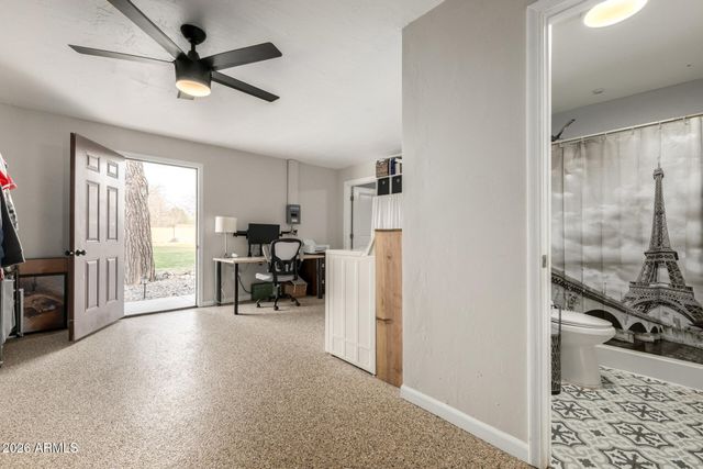 8201 W COUNTRY GABLES Drive, Peoria, AZ 85381