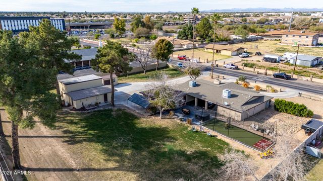 8201 W COUNTRY GABLES Drive, Peoria, AZ 85381