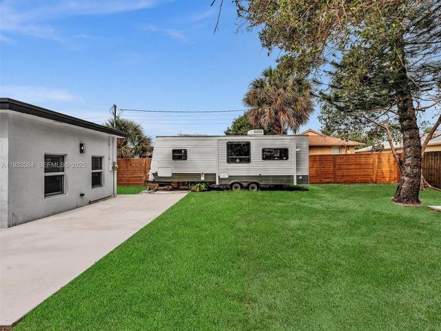 107 Central Ave, Delray Beach, FL 33483