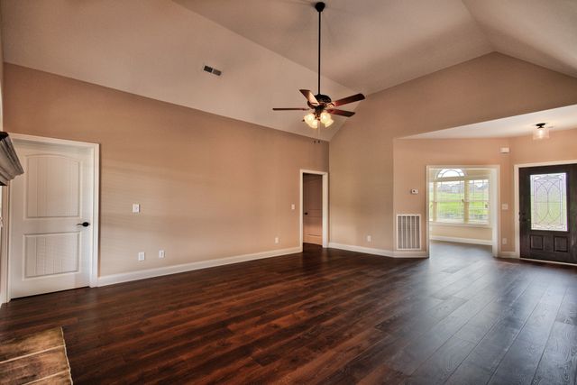 871 Shady Bluff Trail, Clarksville, TN 37043