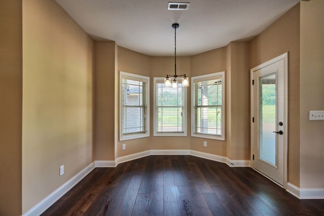 871 Shady Bluff Trail, Clarksville, TN 37043