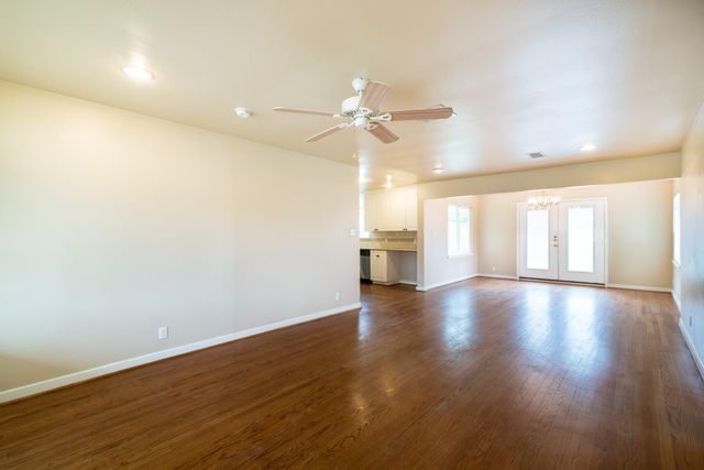 9718 Pine Lake Drive, Houston, TX 77055