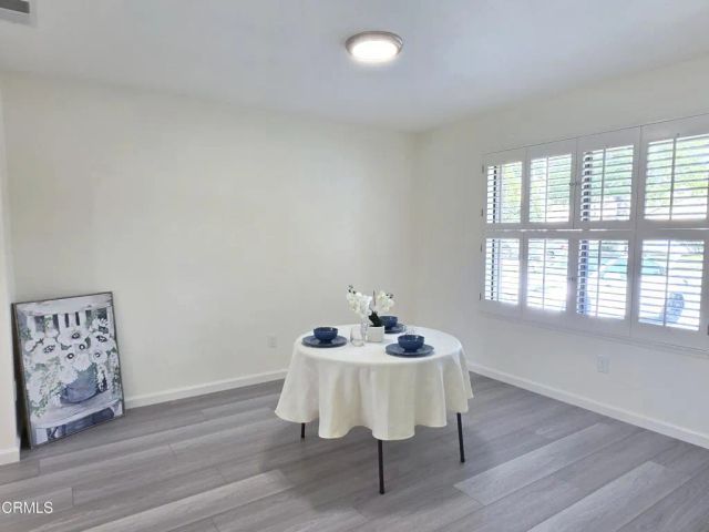 44174 Village 44, Camarillo, CA 93012