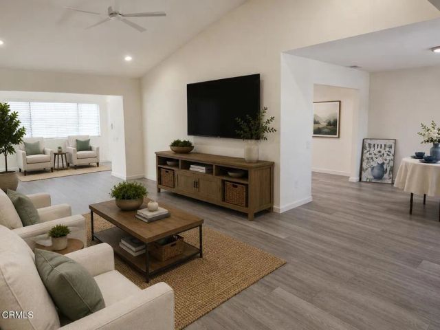 44174 Village 44, Camarillo, CA 93012