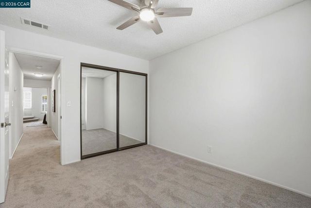 319 Oak Glen Ct, Martinez, CA 94553