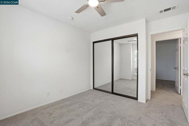 319 Oak Glen Ct, Martinez, CA 94553