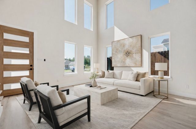 6046 Plum Dale Road, Dallas, TX 75241