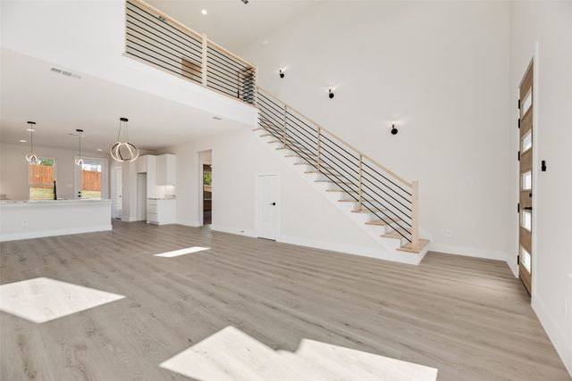 6046 Plum Dale Road, Dallas, TX 75241