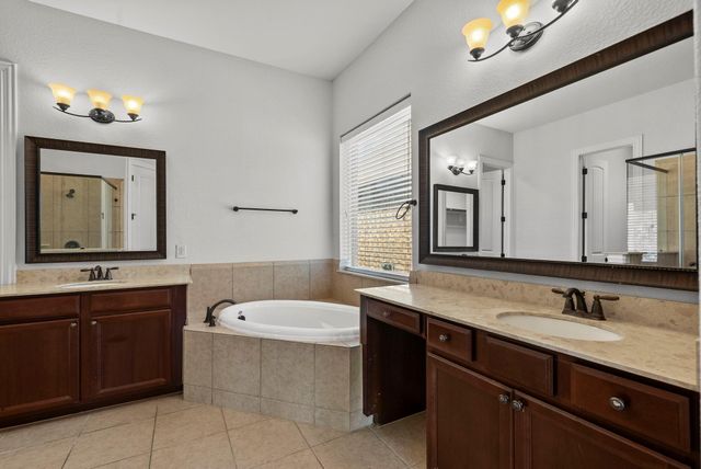 26111 Tintagel Lane, Kingwood, TX 77339
