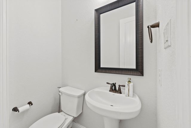 26111 Tintagel Lane, Kingwood, TX 77339