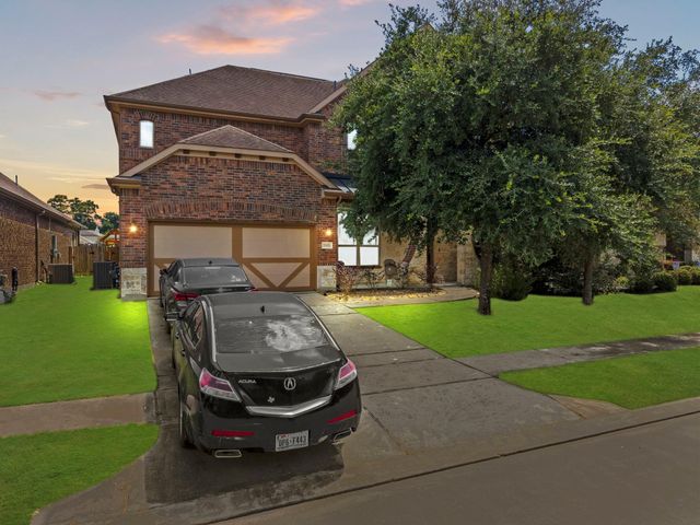 26111 Tintagel Lane, Kingwood, TX 77339