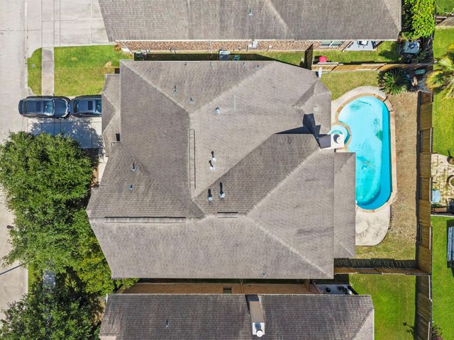 26111 Tintagel Lane, Kingwood, TX 77339