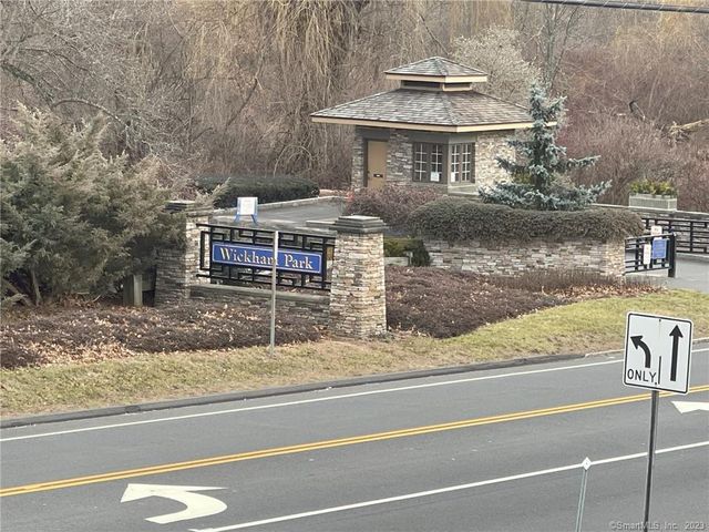 1162 Middle Turnpike West C1, Manchester, CT 06040