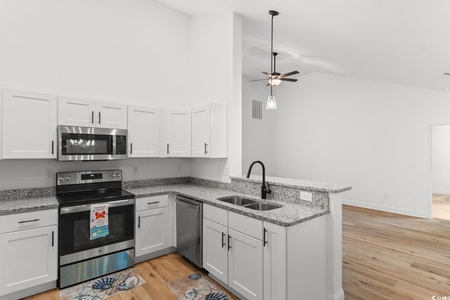4608 Mandi Ave., Little River, SC 29566