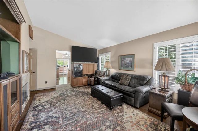 36740 Red Oak, Winchester, CA 92596