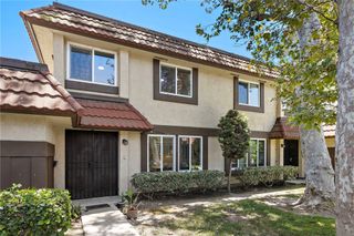 2692 W Plum Tree Lane, Anaheim, CA 92801
