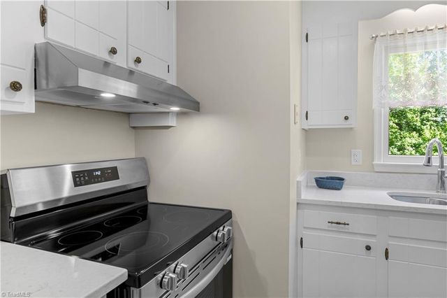 2595 Mount Salem Road, Pfafftown, NC 27040
