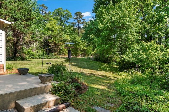 2595 Mount Salem Road, Pfafftown, NC 27040