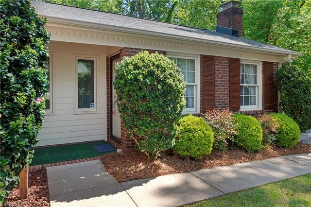 2595 Mount Salem Road, Pfafftown, NC 27040