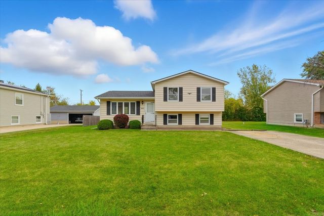 38633 N Cedar Avenue, Beach Park, IL 60099